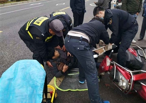 突發(fā)交通事故，應急處置規范 --金橋輔警項目協(xié)助處置交通事故