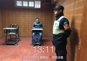 小偷春節不休息，特保當場(chǎng)就拿下 -----周浦市容項目隊員抓捕小偷